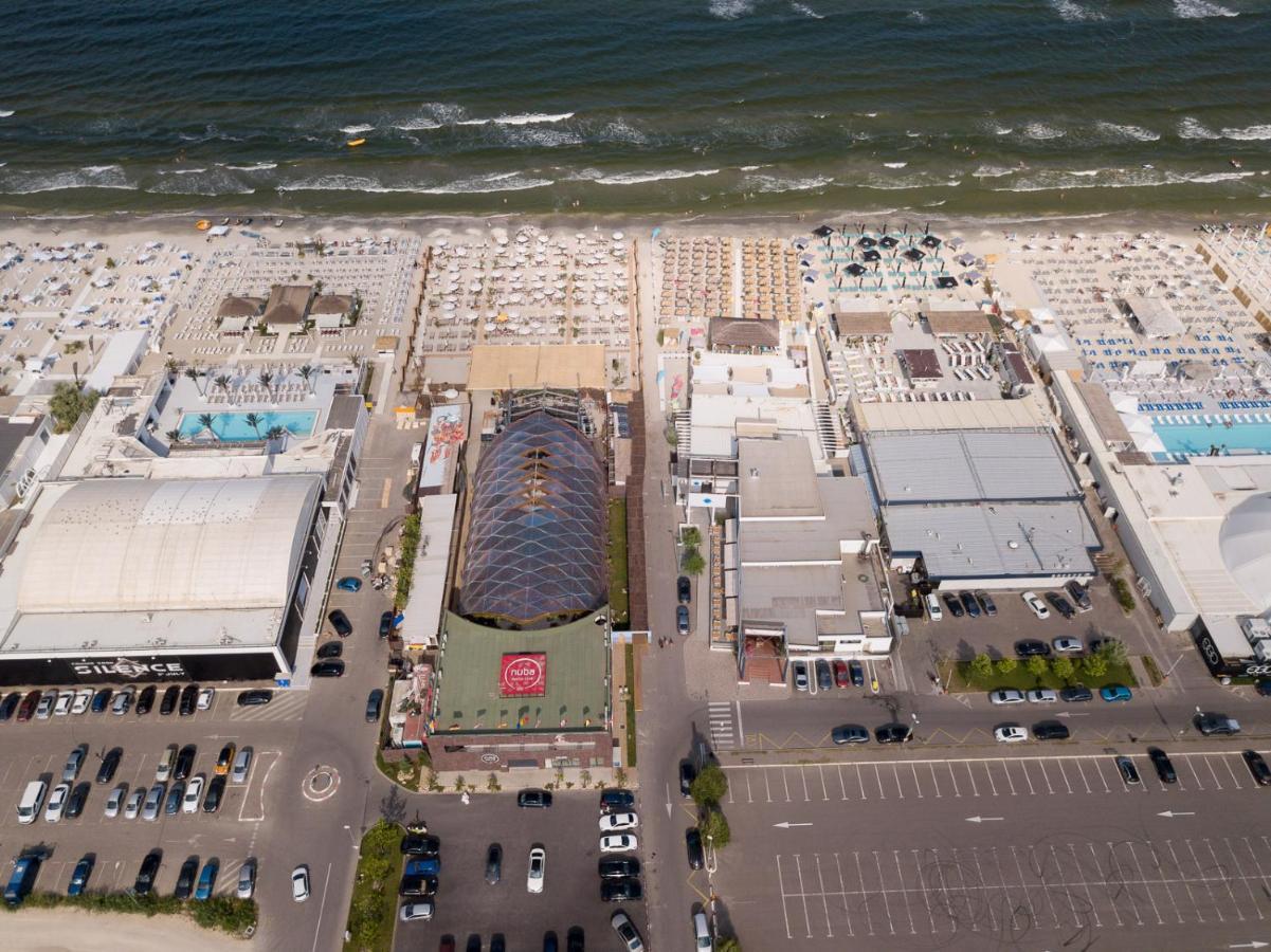 Apartament Bulevard - Summerland Mamaia Eksteriør bilde